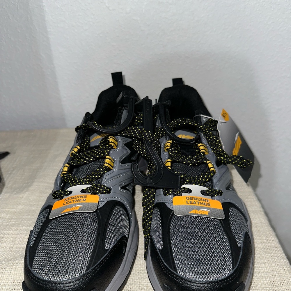 Avia Men's Talus Rugged Walking Shoes Size 8.5